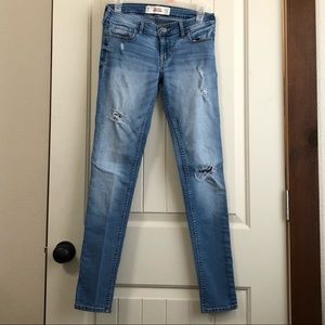 Hollister Super Skinny Jeans